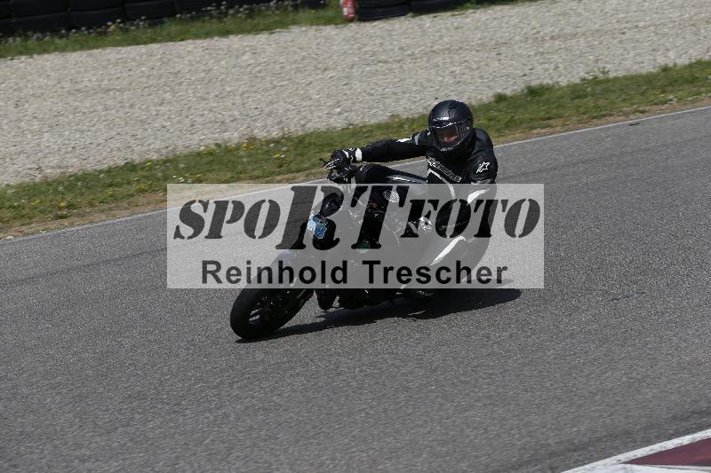 /09 19.04.2026  Caremotion get faster ADR/Gruppe gruen/76